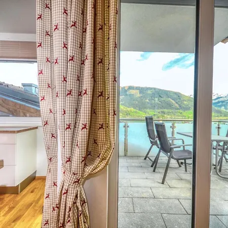 Konstanzia - By Alpen Apartment