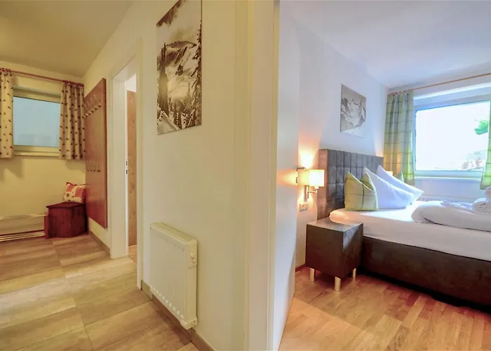 Konstanzia - By Alpen アパート ツェル アム ゼー