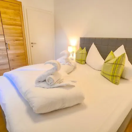 Konstanzia - By Alpen Appartement